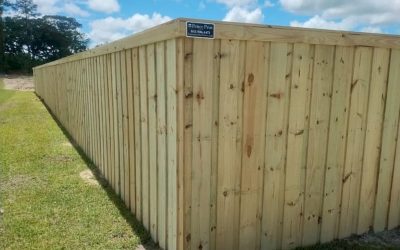 What Is Traditional Residential Fencing: A Homeowner’s Guide